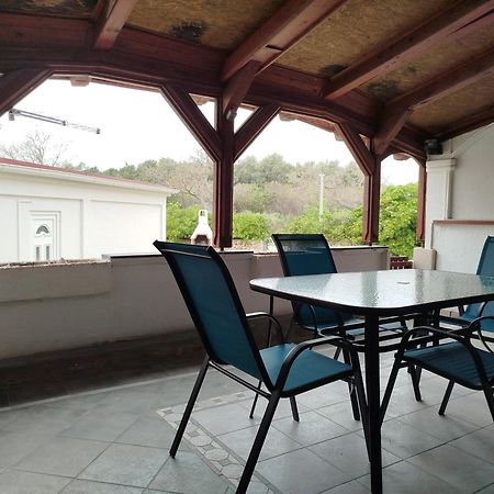Apartman Iva Novalja Exterior photo
